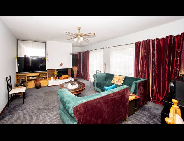 4 BEDROOM HOUSE FOR SALE IN BRAELYN